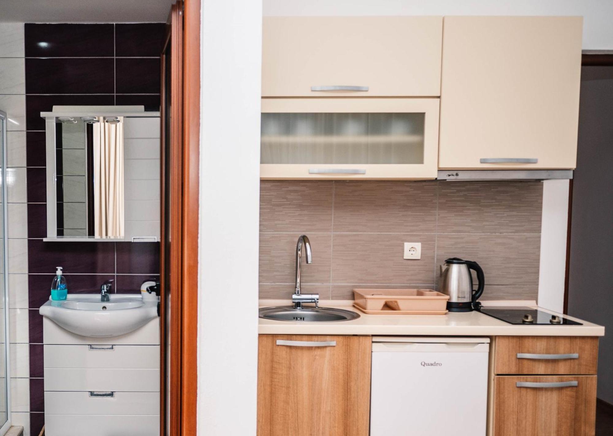 Apartments Antique Ulcinj Rom bilde